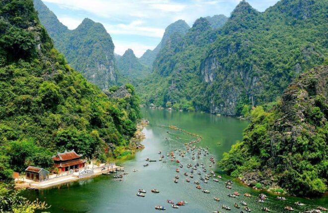 FROM HA NOI: EXPLORE THE BEAUTY OF NINH BINH IN 2D1N - Day 2 Experiences