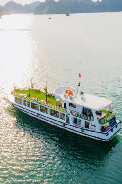 FROM HA NOI : FULL DAY LUXURY HA LONG BAY CRUISE - LIMOUSINE - Activities and Attractions