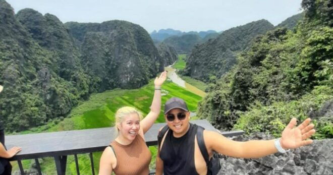 From Ha Noi: Hoa Lu – Tam Coc / Trang An – Mua Cave - Boat Ride Options