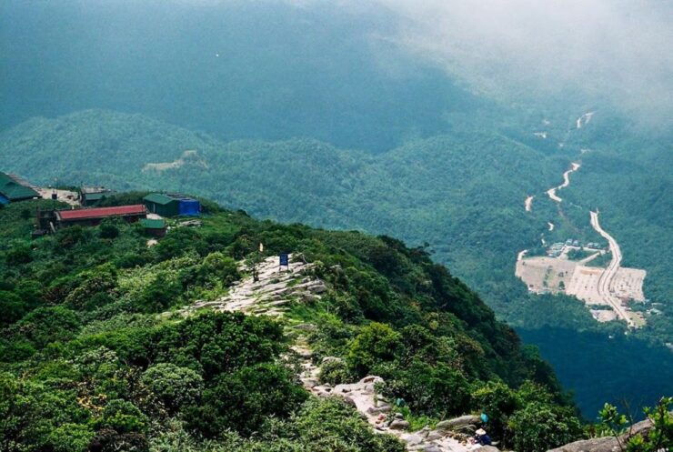 From Ha Noi: Yen Tu Mountain Tour With Cable Car and Lunch - Activity Schedule
