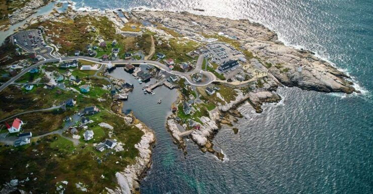 From Halifax: Peggys Cove Bus Tour - Good To Know