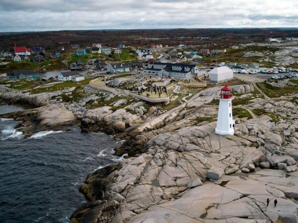From Halifax: Peggys Cove Bus Tour - Explore Peggys Coves Shops, Dining, and Gallery