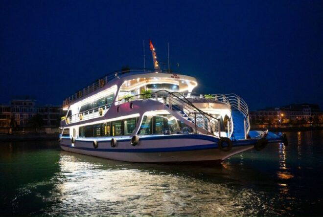 From Hanoi: 1-Day Ha Long Bay Luxury Cruise With Jacuzzi - Cave and Kayaking Experience