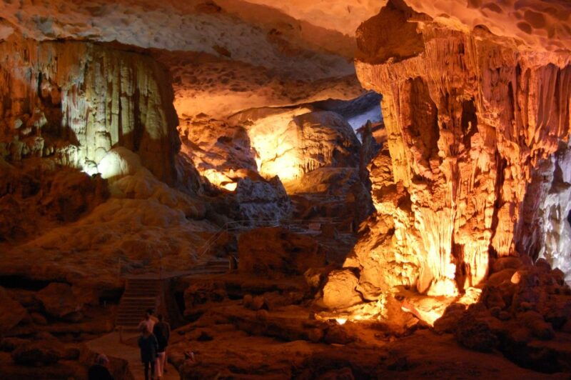 From Hanoi: 1 -Day Halong Bay Cruise With Big & Small Groups - Itinerary Highlights