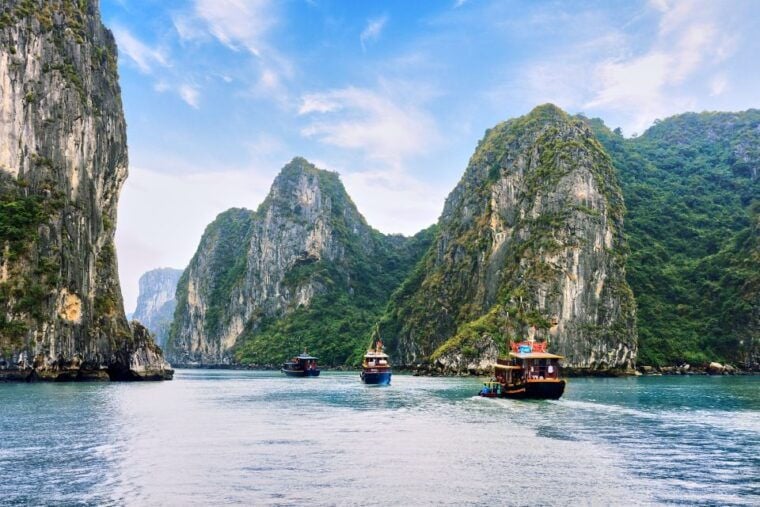 From Hanoi: 1 -Day Halong Bay Cruise With Big & Small Groups - Customer Feedback