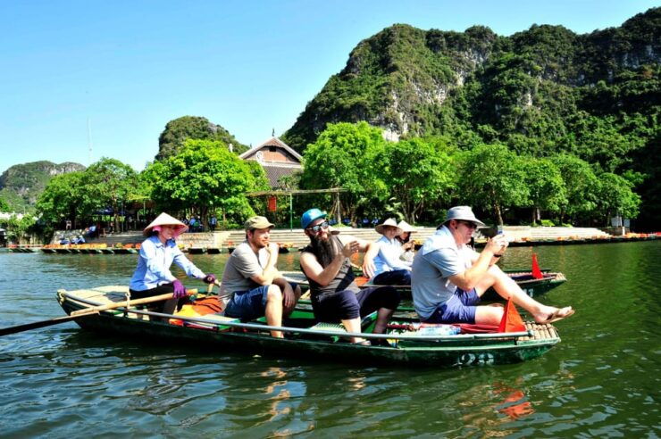 From Hanoi: 1 Day Luxury Tour Bai Dinh, Trang An & Mua Cave - Itinerary Highlights
