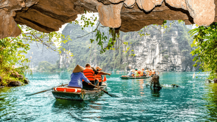 From Hanoi: 2-Day Tour Ninh Binh & Ha Long Bay Cruise - Day 1 Itinerary