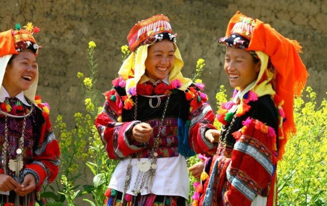 From Hanoi: 2-Day Trekking to Villages in Sapa With Homestay - Authentic Homestay in Ta Van