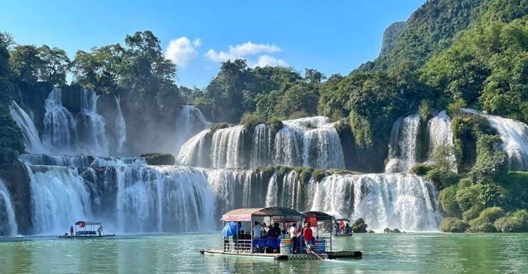 From Hanoi: 3-Day Ba Be Lake & Ban Gioc Falls Private Tour - Day 2: Phuoc Sen Village and Ban Gioc Waterfall