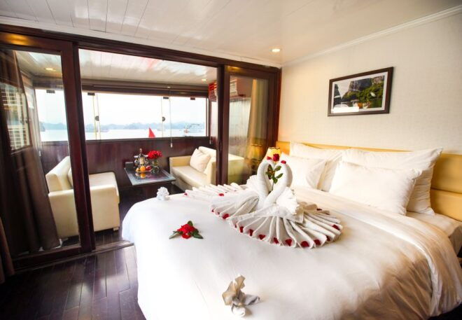 From Hanoi: 4 Star Halong Bay Paloma Cruise 2D1N Trip - Day 1