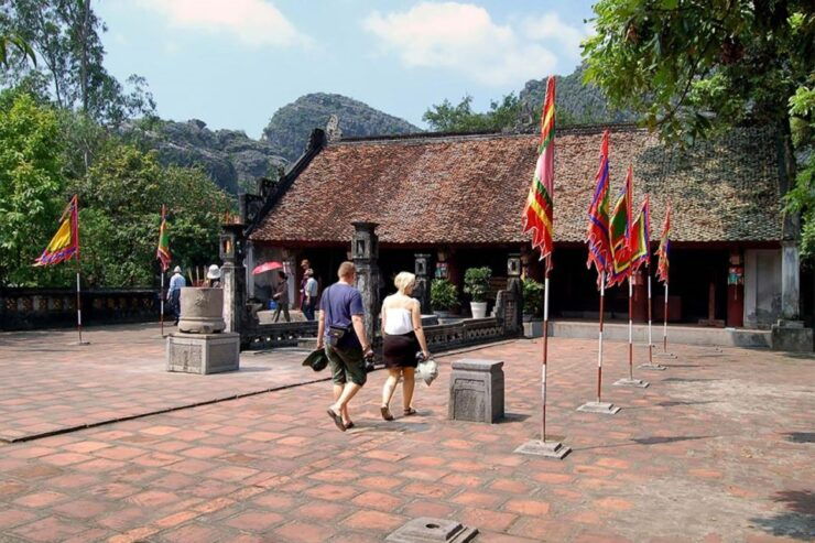 From Hanoi: 5-Day Sapa, Ninh Binh, Ha Long Bay Cruise 4stars - Tour Overview