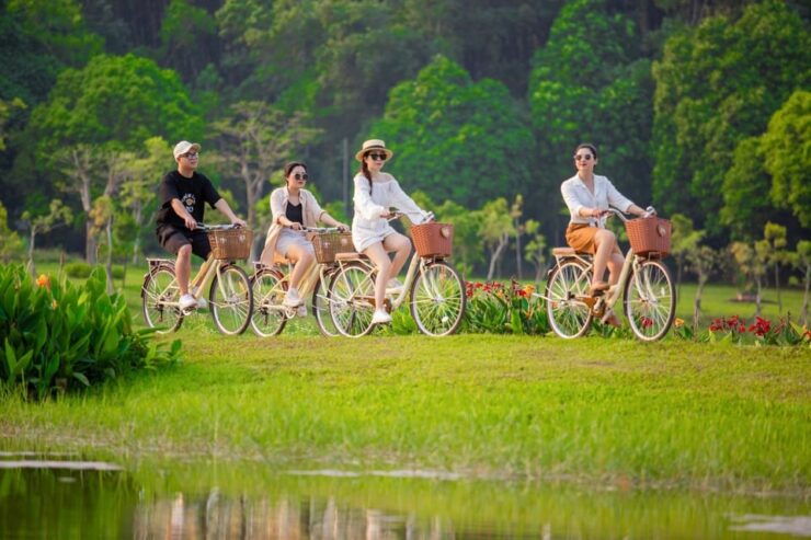 From Hanoi: Bai Dinh Pagoda, Trang An And Mua Cave Day Tour - Good To Know