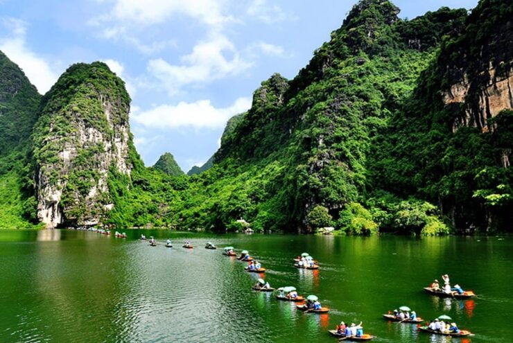 From Hanoi: Bai Dinh Pagoda, Trang An, and Mua Cave Day Tour - Good To Know