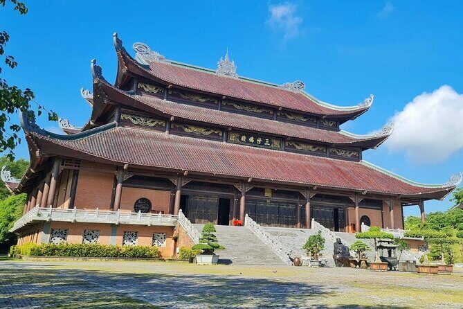 From Hanoi: Bai Dinh Pagoda, Trang An & Mua Caves, Limousine Bus - A Practical and Authentic Day Trip from Hanoi: Bai Dinh Pagoda, Trang An & Mua Caves