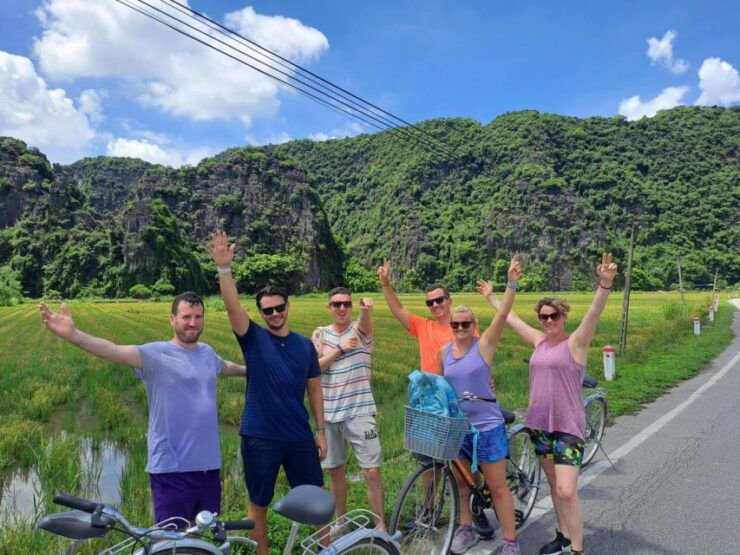 From Hanoi: Bai Dinh, Trang An, and Mua Cave Trip - Traveling to Dong Bac, Vietnam