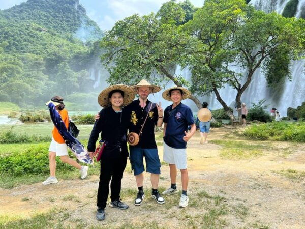 From Hanoi: Ban Gioc Waterfall 1 Day With Local Guide - Customer Feedback and Ratings