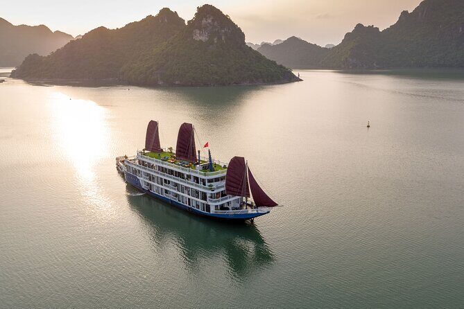 From Hanoi: Discover Lan Ha Bay on Verdure Lotus Luxury Cruise - Day 1: From Hanoi to Lan Ha Bay