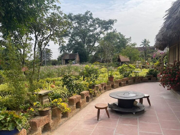 From Hanoi: Duong Lam Ancient Village Private Tour - Good To Know