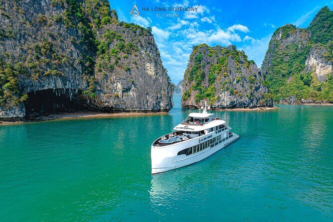 From Hanoi: Explore Halong Bay on Luxury Symphony 5-Star Cruise - First Impressions: What’s the Tour All About?