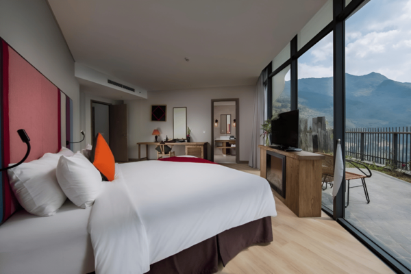 From Hanoi: Explore Sapa In 3 Days 2 Nights - Accommodation and Meals