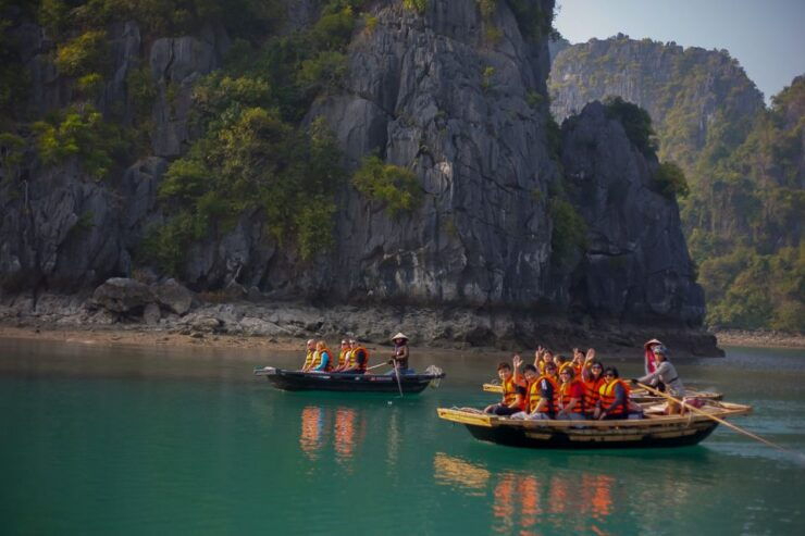 From Hanoi: Full-Day Ha Long Bay Trip With Seafood Lunch - Experience Highlights