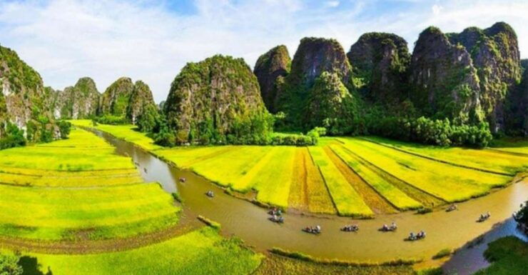 From Hanoi: Full-Day Ninh Binh Highlights Small Group Tour - Experience Itinerary