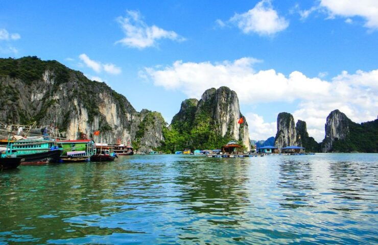 From Hanoi: Full-Day Visit to Halong Bay - Tour Details and Inclusions