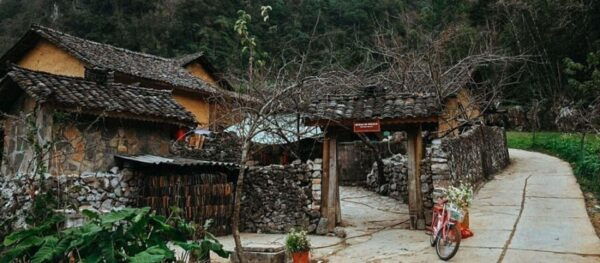 From Hanoi: Ha Giang 4 Days 3 Nights Group Tour by Motobike - Accommodation and Homestays
