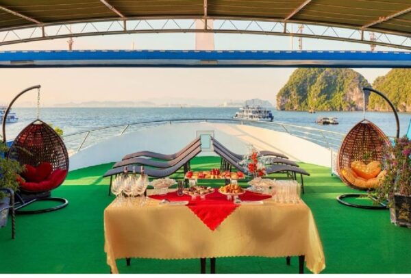 From Hanoi: Ha Long Bay 1 Day Cruise 4 Stars by Limousine - Tips for Travelers