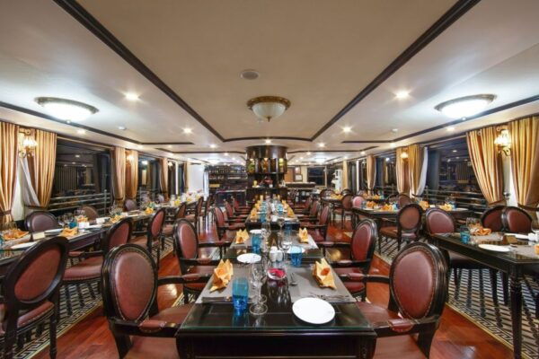 From Hanoi: Halong Bay 2D1N - 5star Cruise- Free Kayaking - Indulge in a Luxury Set Menu Dinner