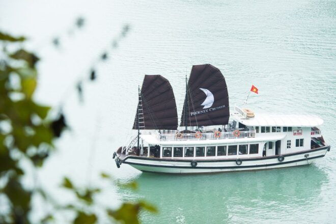 From Hanoi: Halong Bay Day Cruise With Cave Exploration - Full Description