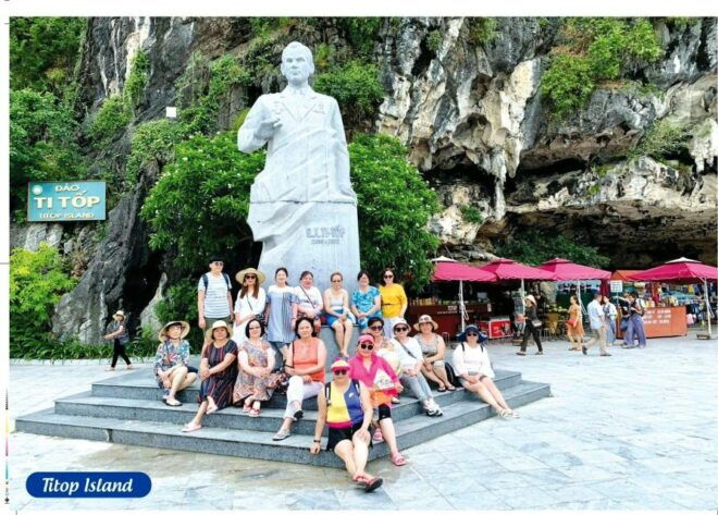 From Hanoi: Halong Bay Deluxe Cruise & Kayak Expedition - Visit to Titov Island