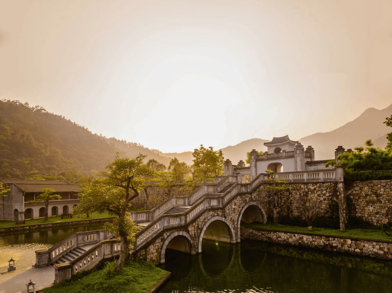 From Hanoi/Halong: Yen Tu Mountain UNESCO Site Day Tour - Why Yen Tu makes an appealing day out