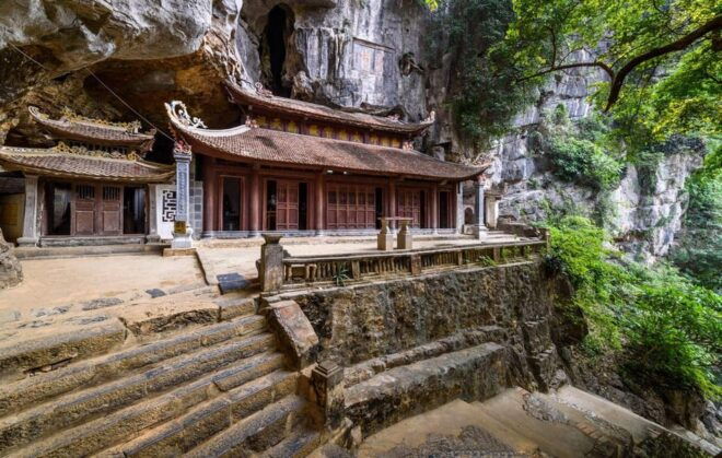 From Hanoi: Hoa Lu / Bai Dinh & Bich Dong & Thung Nham - Exploring Hoa Lu