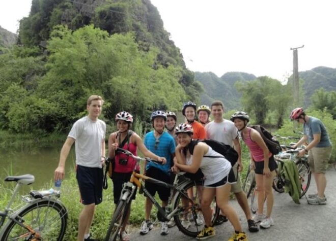 From Hanoi: Hoa Lu, Hang Mua Hike, Tam Coc Boat, and Lunch - Additional Information