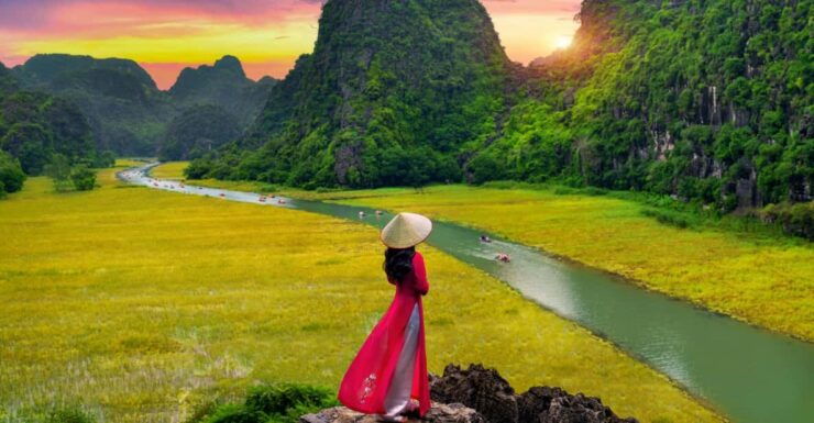 From Hanoi: Hoa Lu, Tam Coc and Mua Cave Full-Day Trip - Experience and Activities