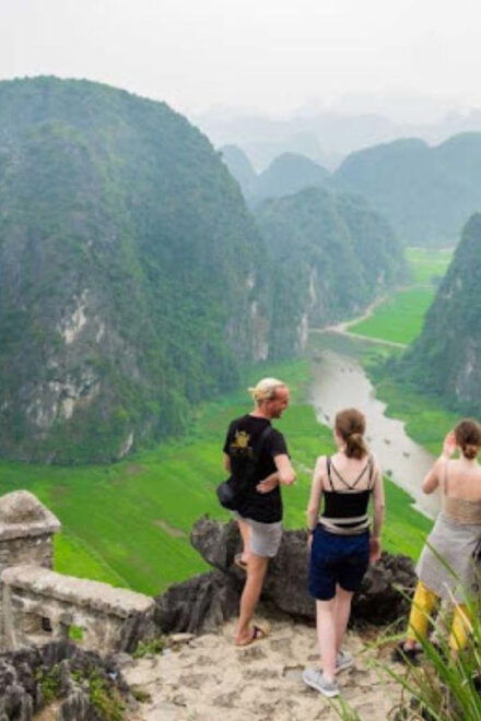 From Hanoi: Hoa Lu- Tam Coc- Mua Cave With Limousine - Inclusions and Exclusions