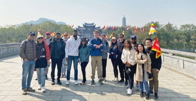 From Hanoi: Hoa Lu - Tam Coc - Mua Caves With Transfer - Detailed Description of the Tour