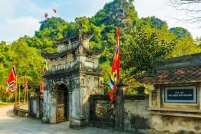 From Hanoi: Hoa Lu, Tam Coc/Trang An and Mua Cave Full-Day - Transportation Details