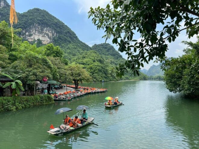 From Hanoi: Hoa Lu, Trang An Boat, Mua Cave Hiking-Day Trip - Transportation Information