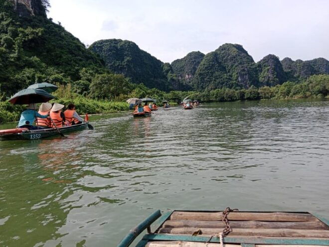 From Hanoi: Hoa Lu & Trang An By Limousine - Transportation Details