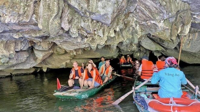 From Hanoi: Hoa Lu, Trang An, Mua Cave & Ninh Binh Day Trip - Important Travel Tips