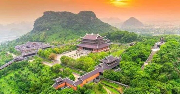 From Hanoi: Hoa Lu, Trang An, Mua Cave With Buffet Lunch - Itinerary Highlights