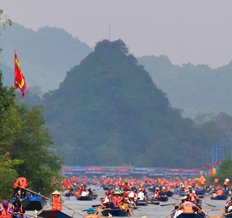From Hanoi: Huong Pagoda Full-Day Tour with Scenic Boat Ride - Who should choose this day trip