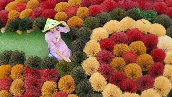 From Hanoi: Incense Village & Train Street or Silk Village - Essential Travel Tips