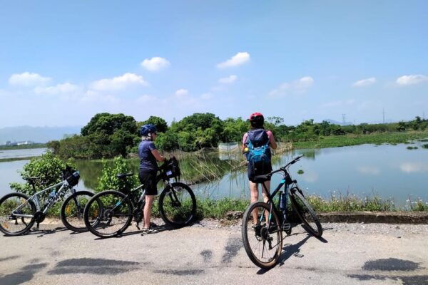 From Hanoi: Multi-Day Bike Tour to Duong Lam & Tonkin Show - Customer Reviews and Feedback