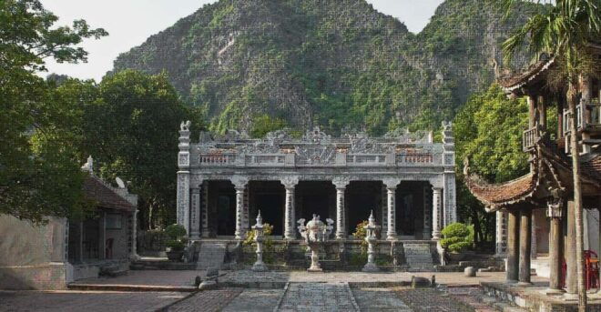 From Hanoi: Ninh Binh 2-Day Tour With Hoa Lu and Tam Coc - Day 1 Schedule