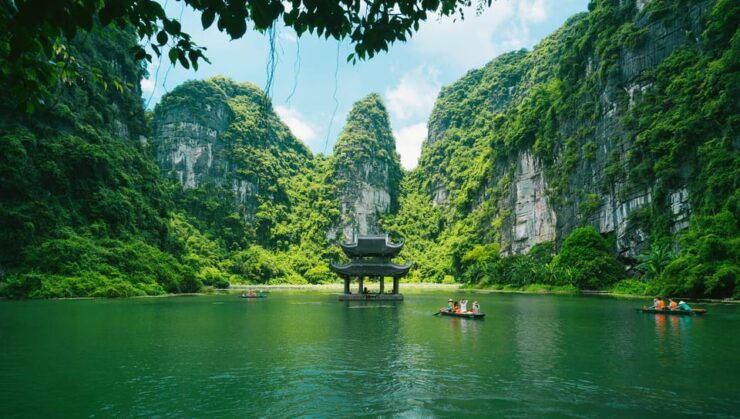 From Hanoi : Ninh Binh Day Tour By Luxury D-Car (Max 11 Pax) - Tour Overview