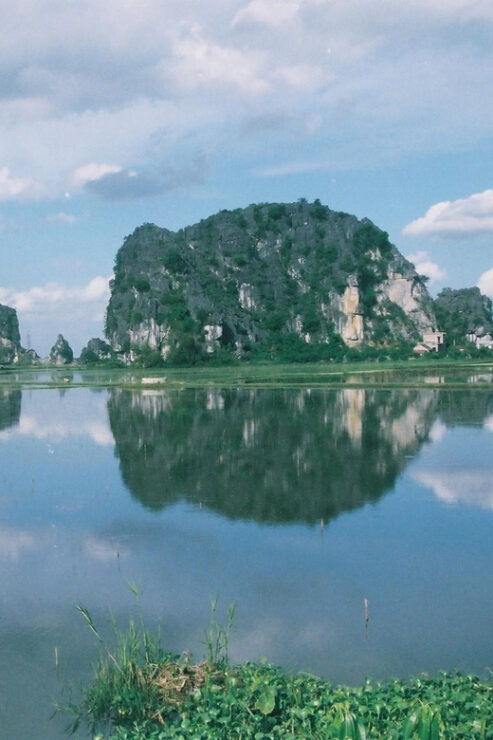 From Hanoi: Ninh Binh Day Tour Hoa Lu Trang an and Mua Cave - Overview of the Day Tour