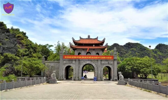 From Hanoi: Ninh Binh Day Trip Hoa Lu, Trang An and Mua Cave - Inclusions and Exclusions